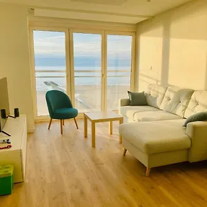 https://zonnig-appartement-met-prachtig-zeezicht-middelkerke.ostend-hotel.net